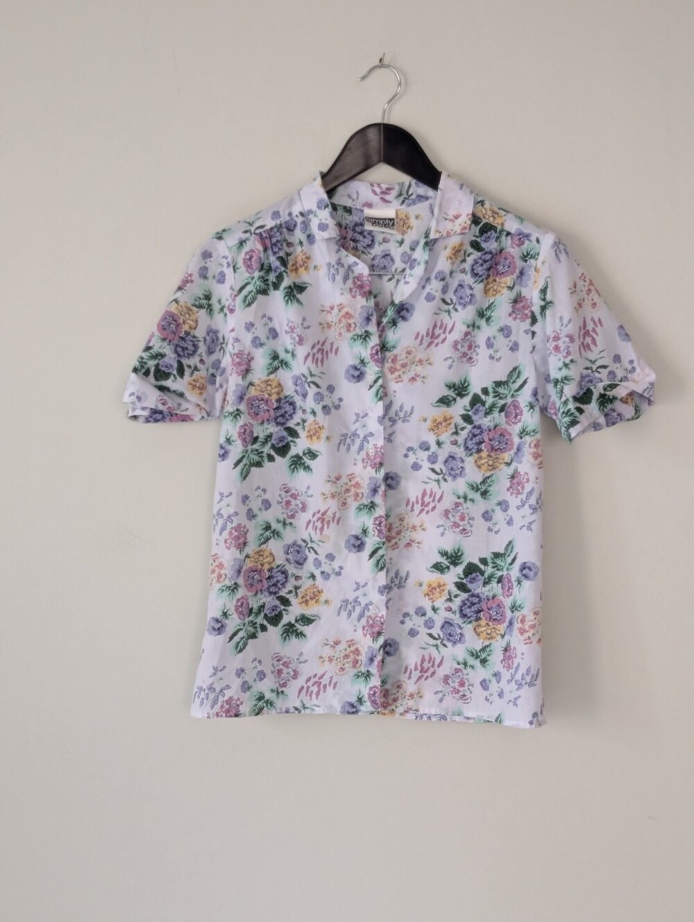 Simply Basic Pastel Floral Short Sleeve Button Up Blouse Top S